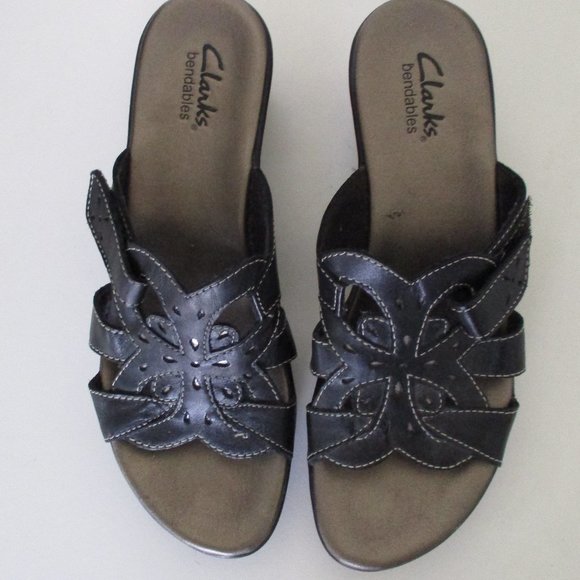 Clarks Bendables Womens Black Leather Slide Wedge Sandal - Size 7M - Picture 9 of 10